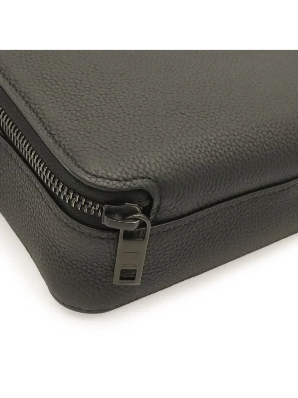 Louis Vuitton LV Aerogram Alpha Wearable Wallet Shoulder Bag 2-Way Clutch Noir
